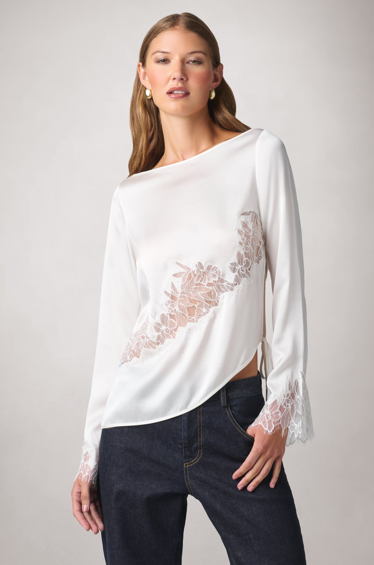 IRIS LACE LONG SLEEVE TOP