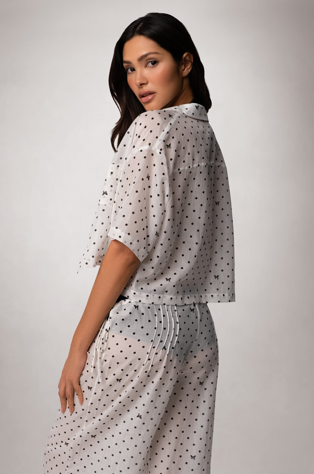 KIKI POINT SHORT SLEEVE TOP