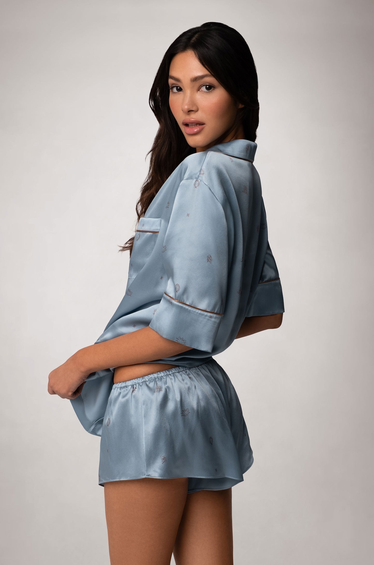 SILK LOUNGE LES PARTENAIRES TAP SHORT