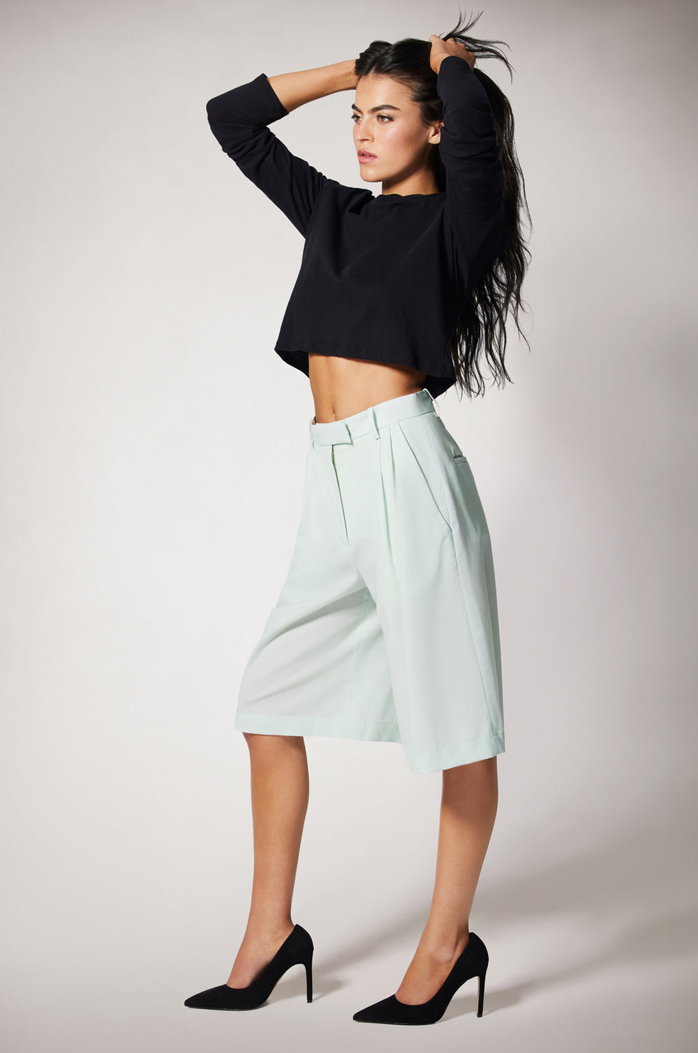 Mint Suiting High Waisted Loose Fit Bermuda Shorts Side 2 