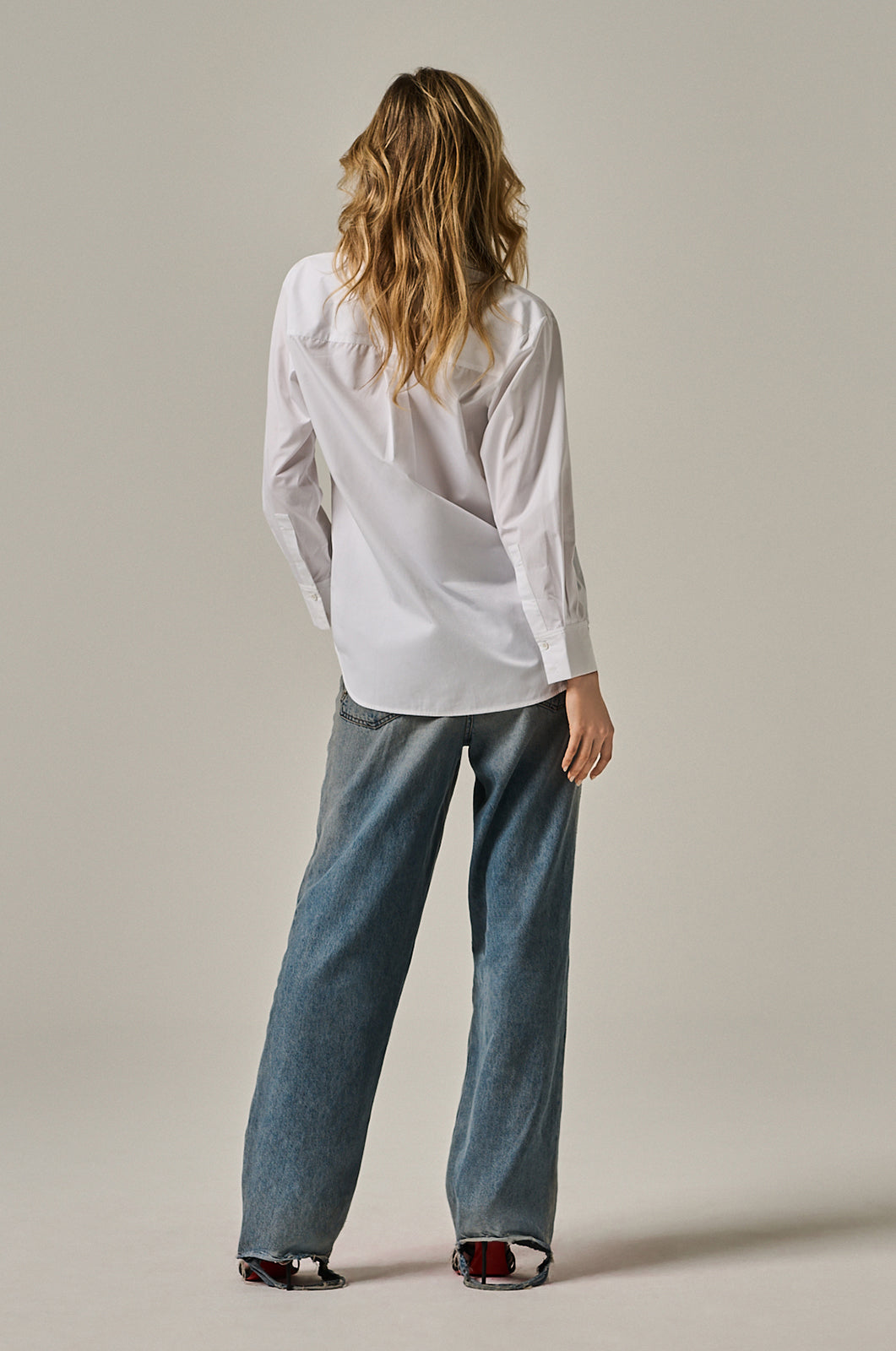 Cotton white poplin shirt with center front buttons back view